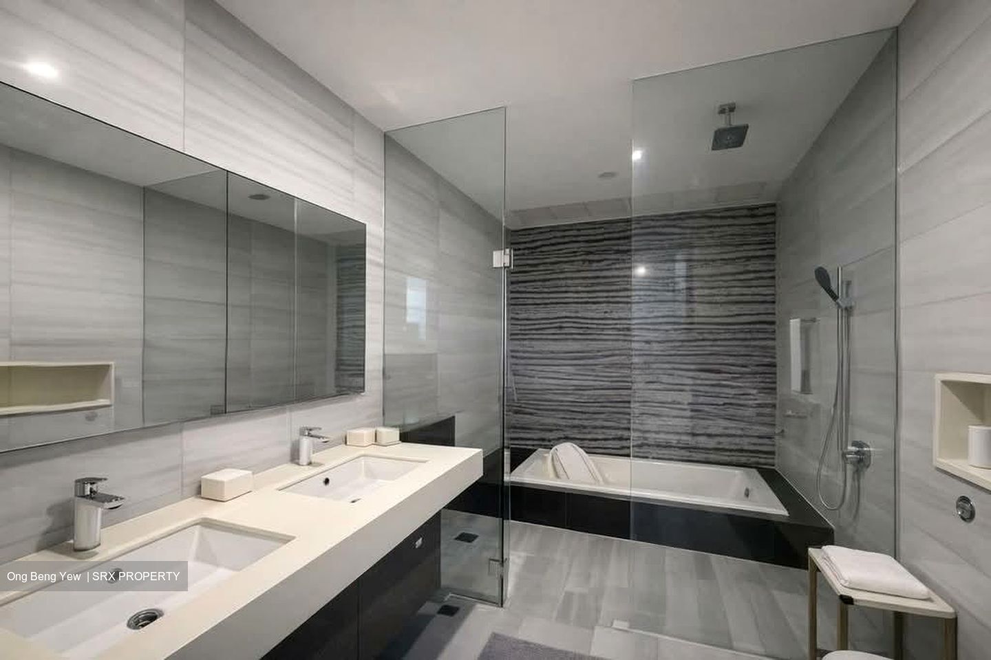 Lorong Chuan (D19), Terrace #602833091